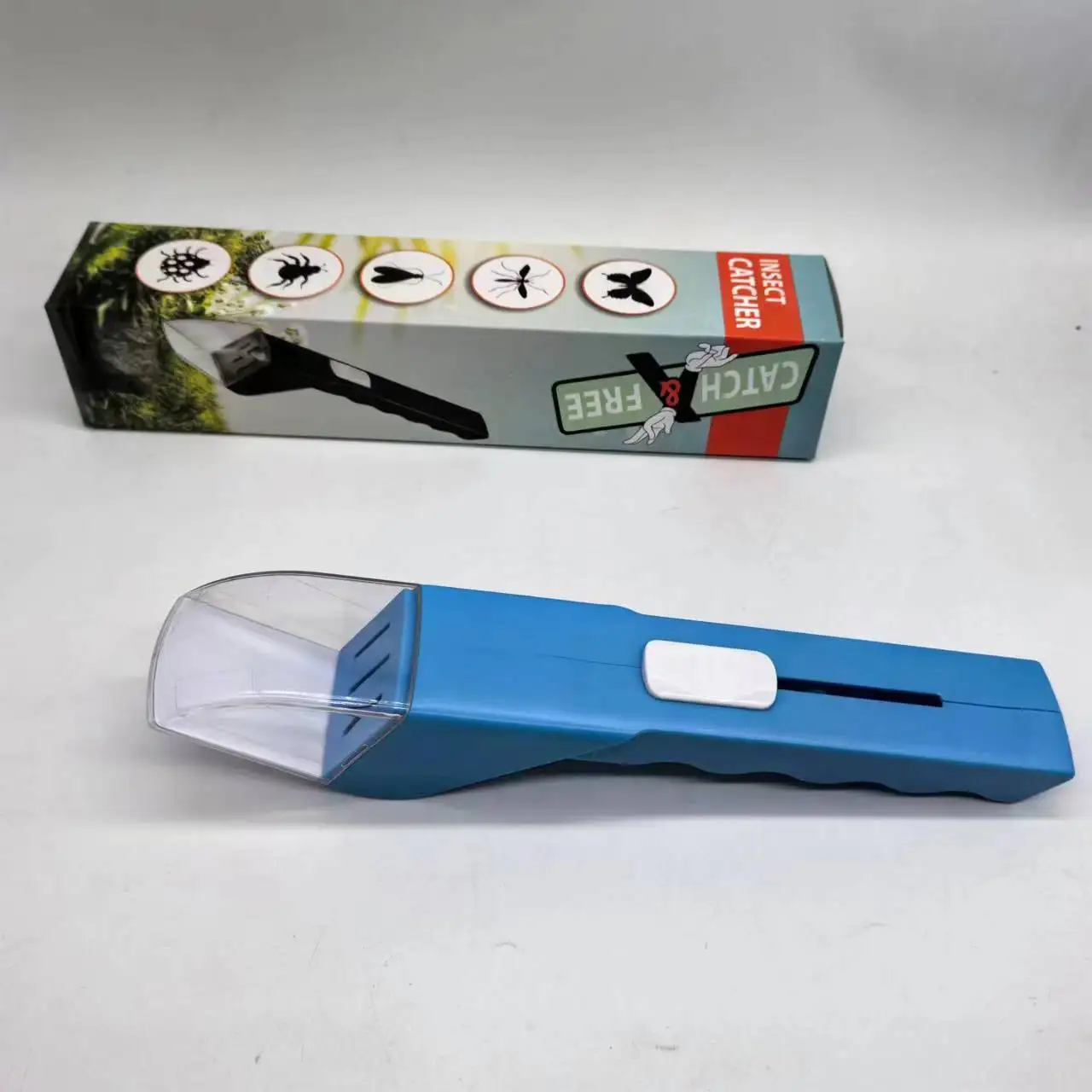 InsectLift - Niewielki, wygodny łapacz do owadów