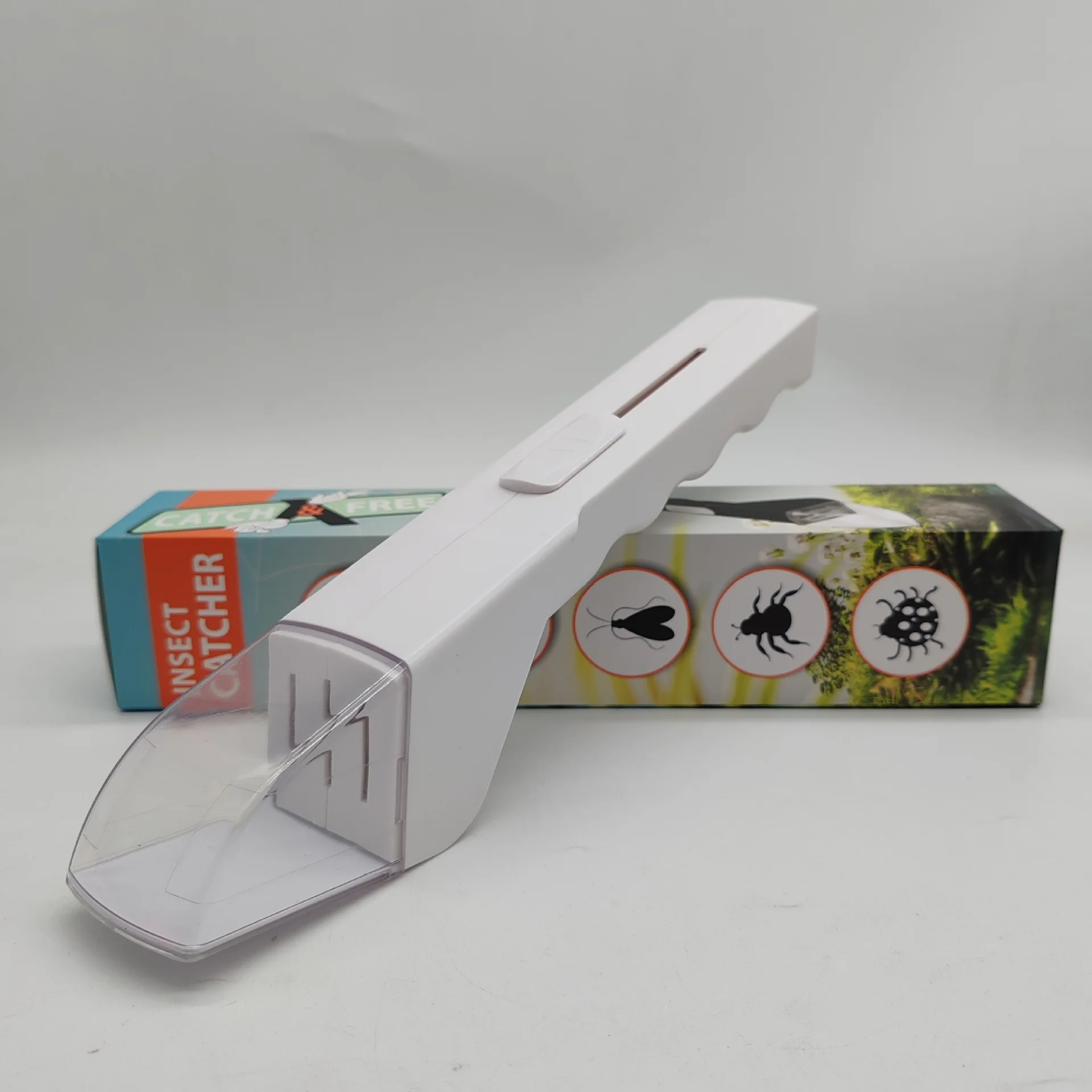 InsectLift - Niewielki, wygodny łapacz do owadów